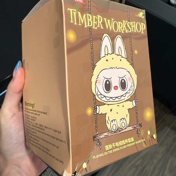 LABUBU Timber Workshop Popland Exclusive 100% authentic - Picture 5 of 5